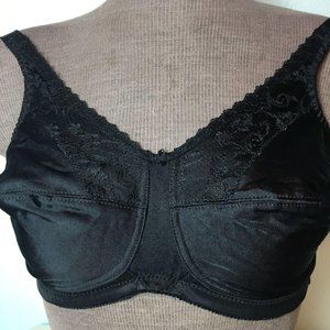 Trulife #B210 Mastectomy Bra Black 38D